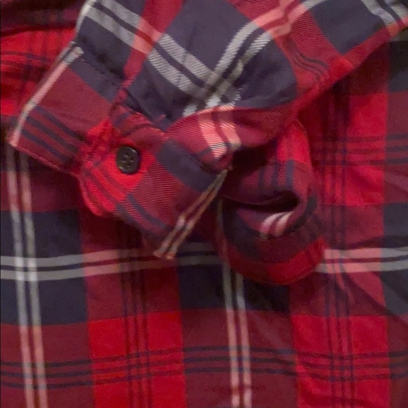 Red and blue thin button down flannel M - Picture 3 of 4